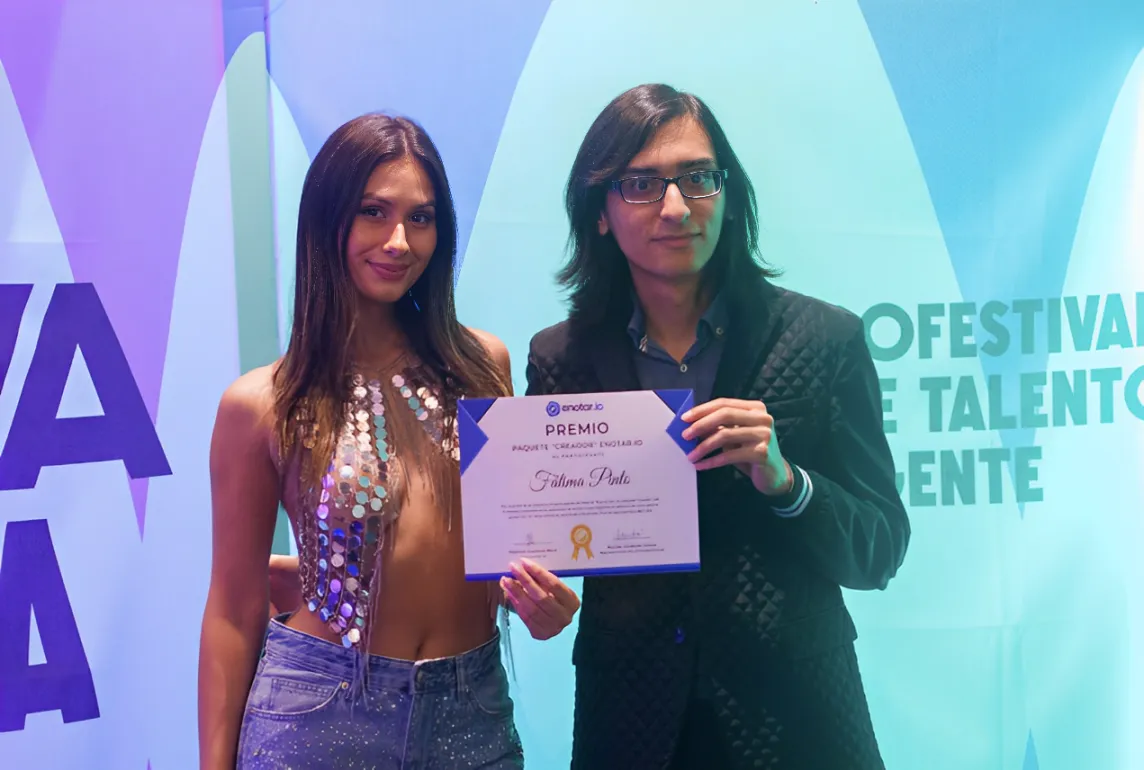 Fabricio Espinoza CEO enotar.io y Fátima Pinto - enotar.io